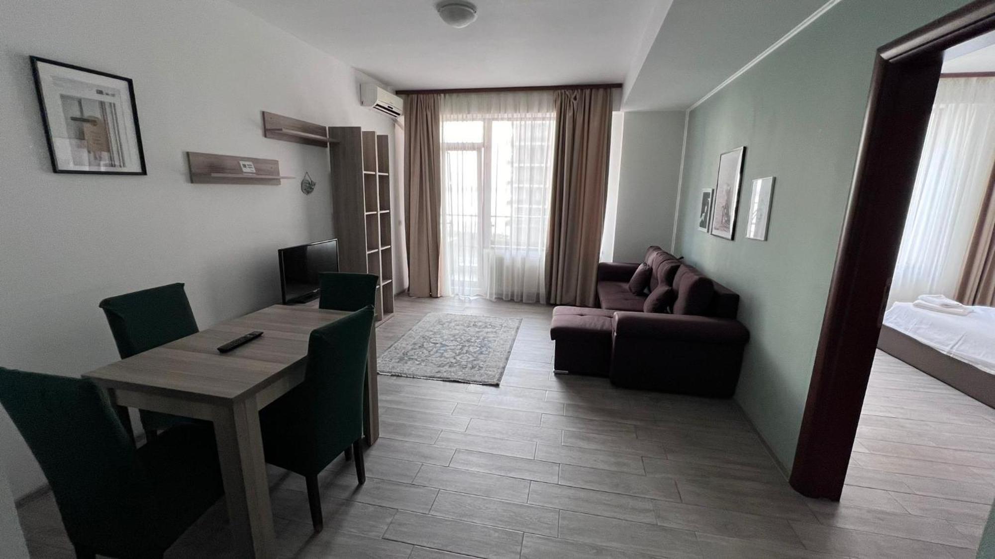 Summerland Apartmants Mamaia Nord Apartment Ngoại thất bức ảnh