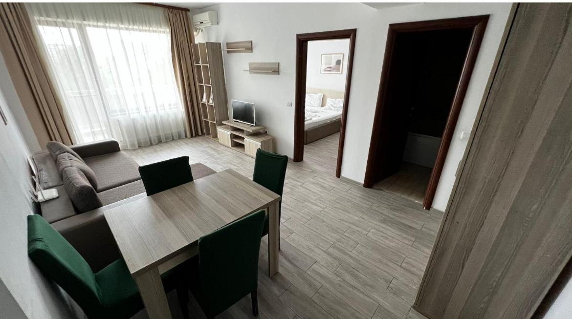 Summerland Apartmants Mamaia Nord Apartment Ngoại thất bức ảnh